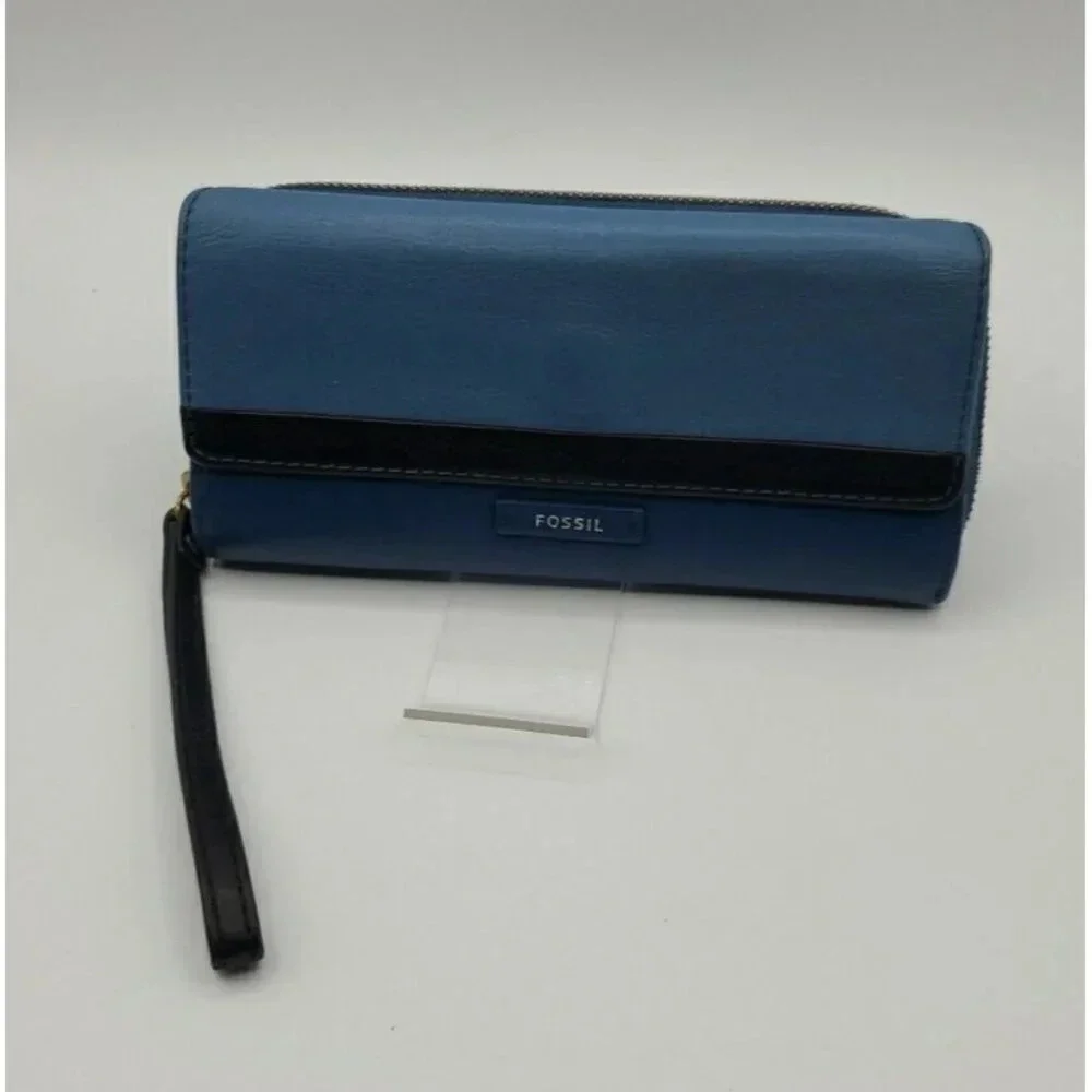 Fossil Two Tone Blue Leather Wallet Wristlet Fold Over Snap and Zip Compartment